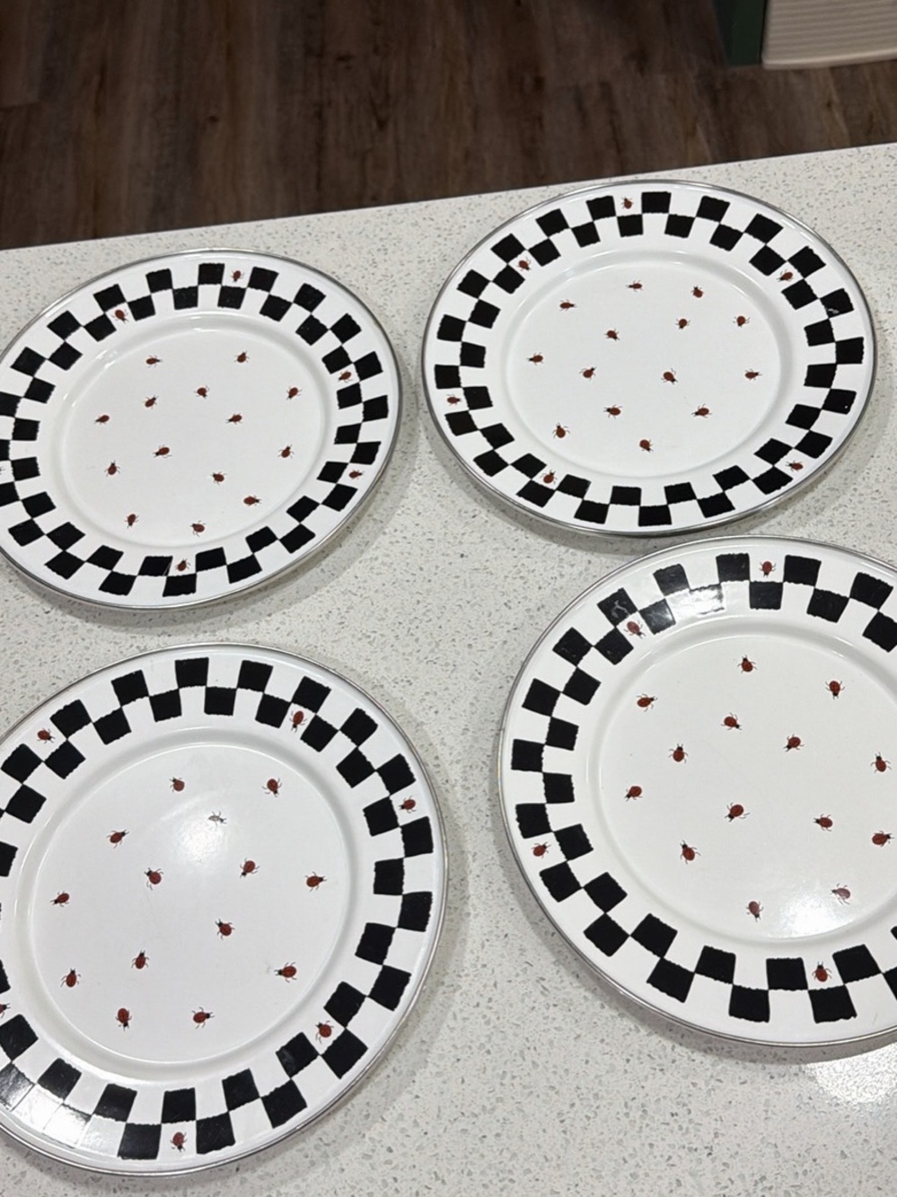 Checkerboard Accent Dinner Plates in White and Black with Red Dot Pattern